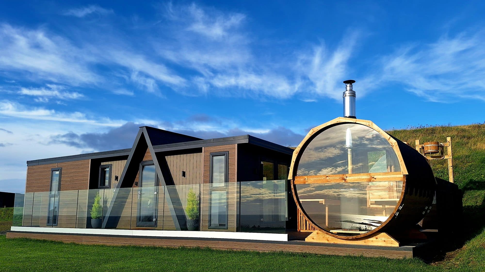 Coastal Retreat with Private Sauna and Spectacular Seaviews, self-catering accommodation in Castle Douglas, Dumfries and Galloway