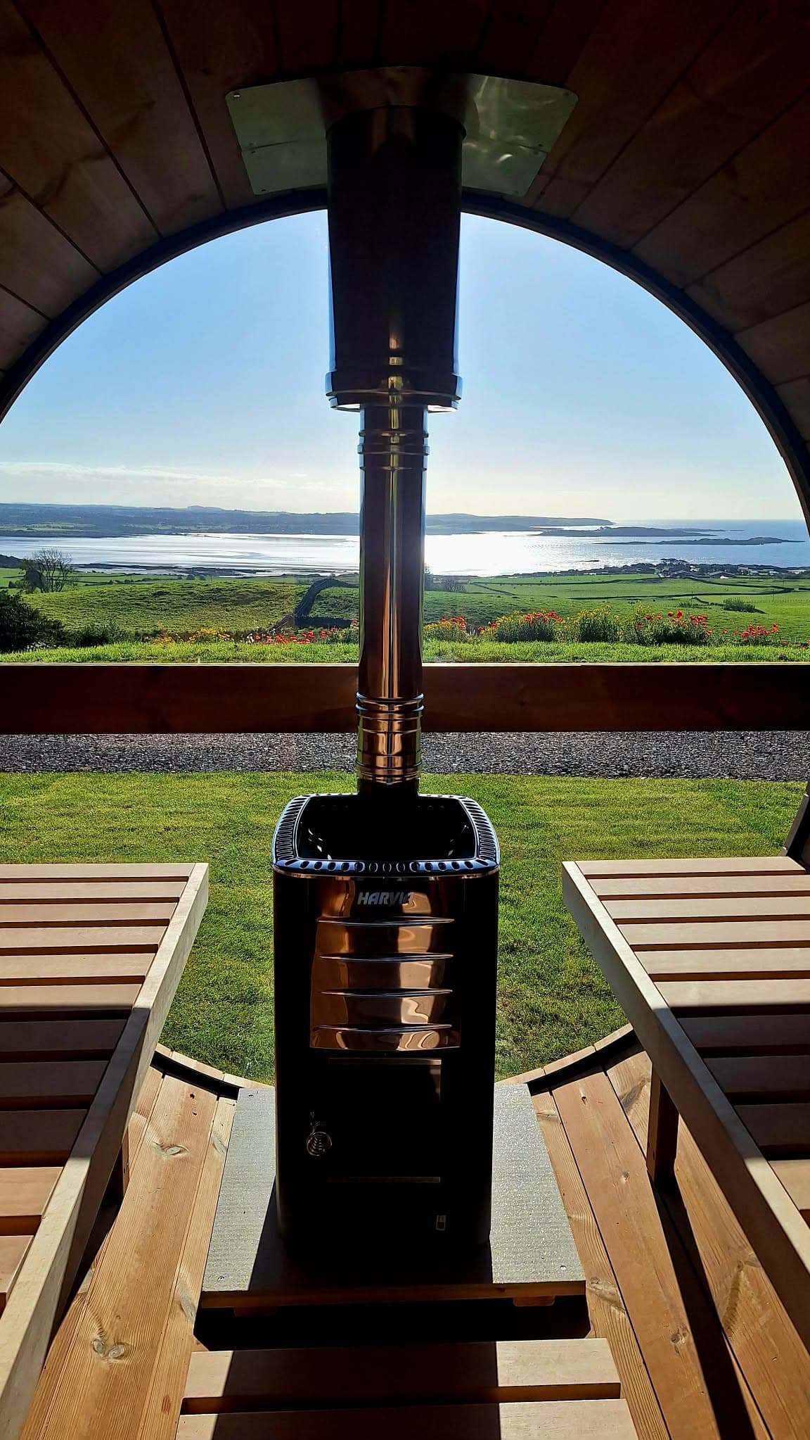 Coastal Retreat with Private Sauna and Spectacular Seaviews in Castle Douglas, Dumfries and Galloway — photo 3
