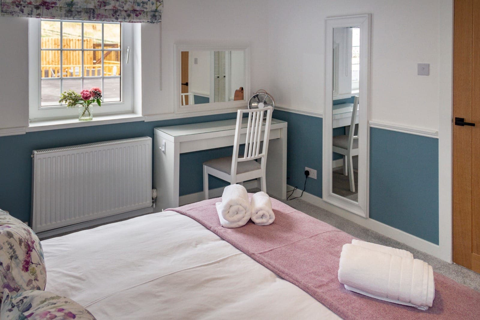 Luxury 2 Bedroom Home in the heart of a Fishing Town in Kirkcudbright, Dumfries and Galloway — photo 17